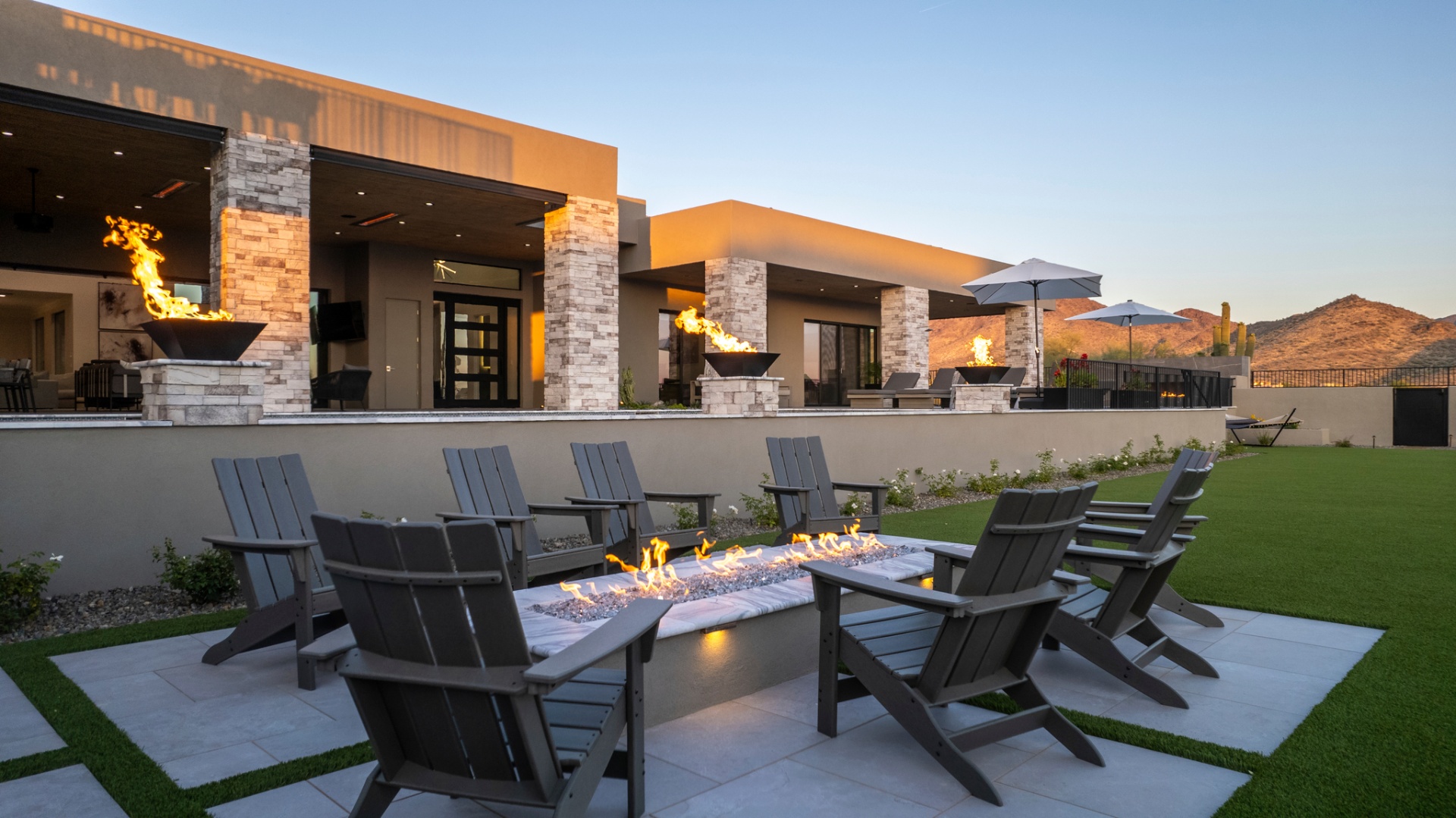 Gomez Residence — photo 2 of 3