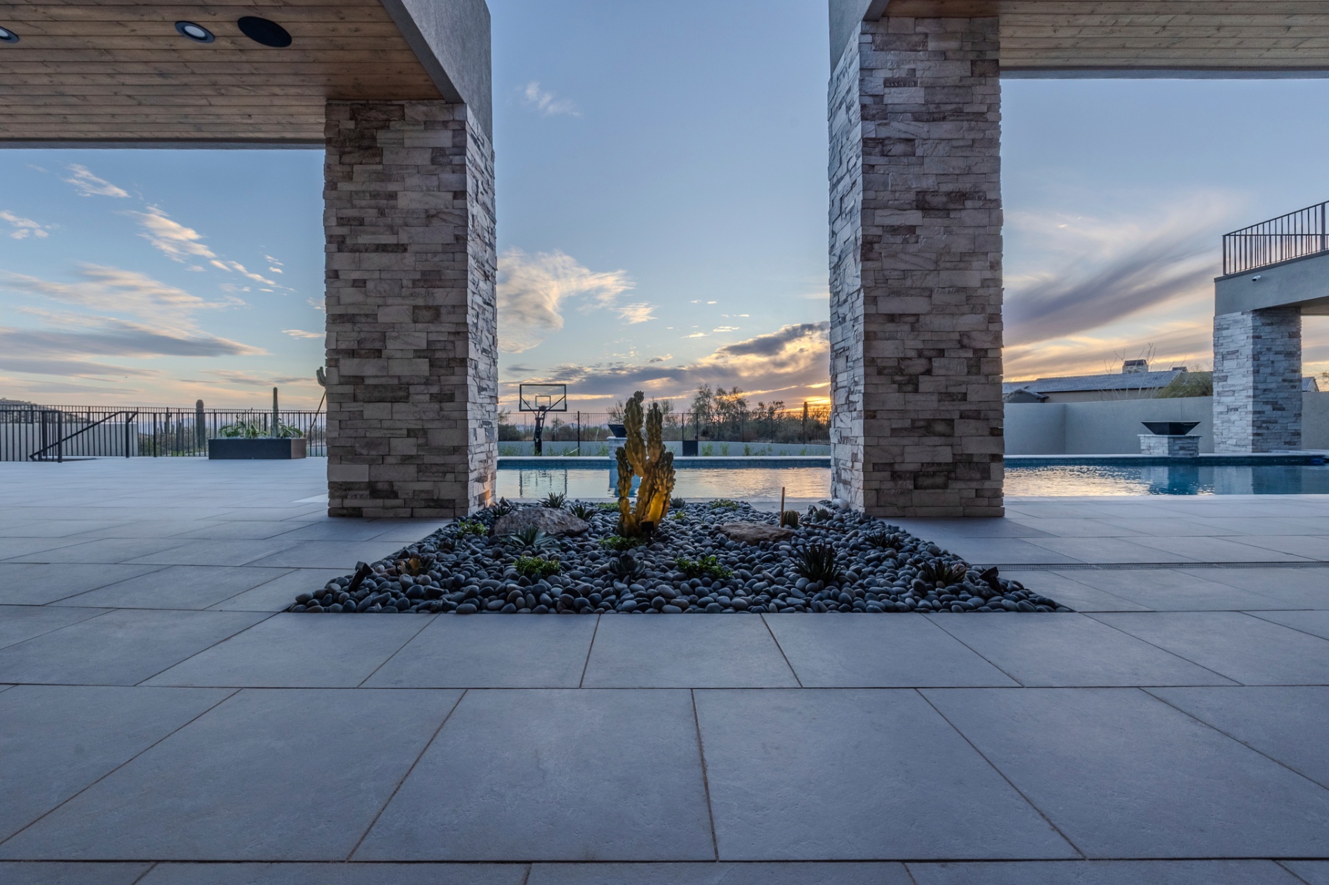 Gomez Residence — photo 1 of 3