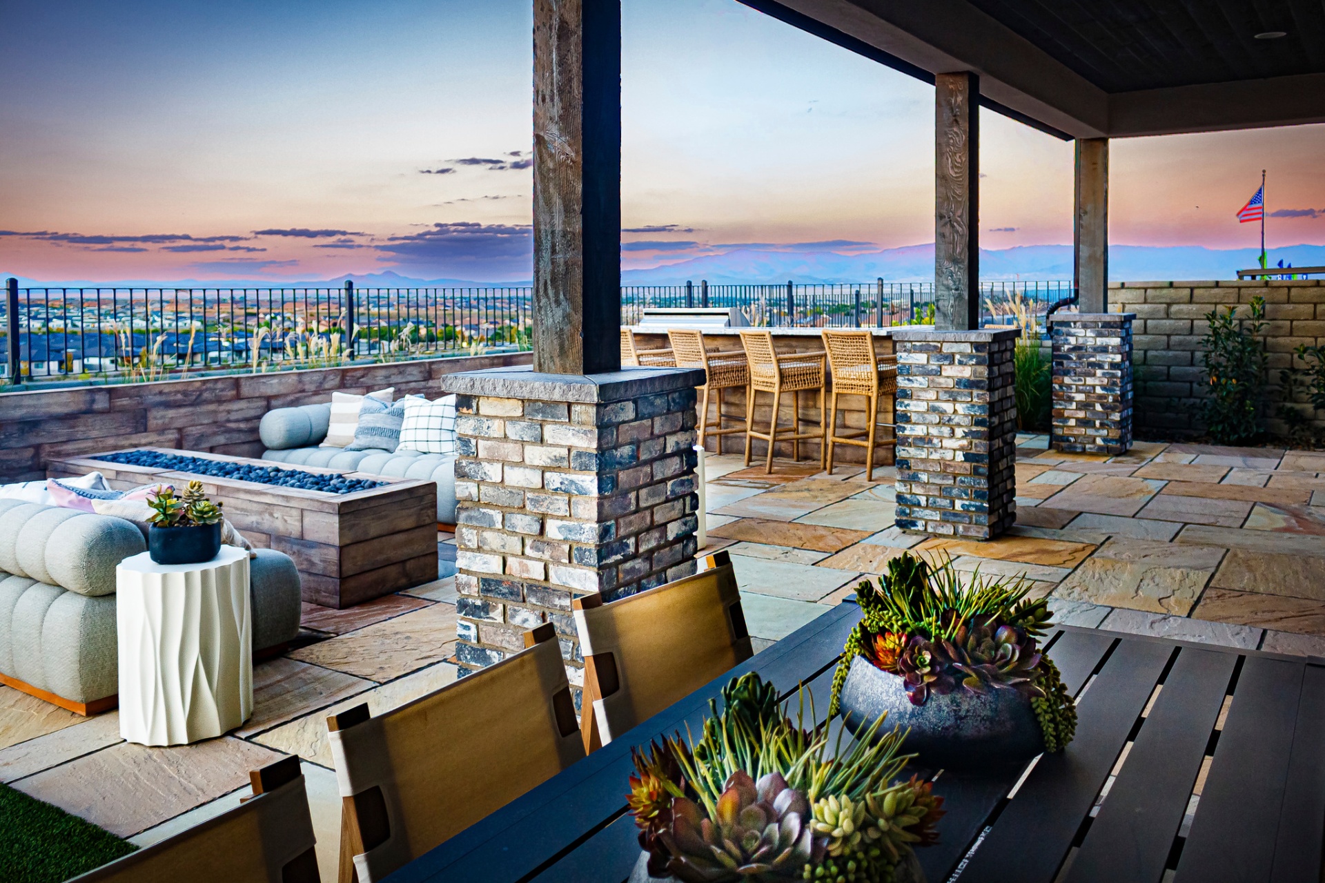 Jasper Residence — photo 1 of 3